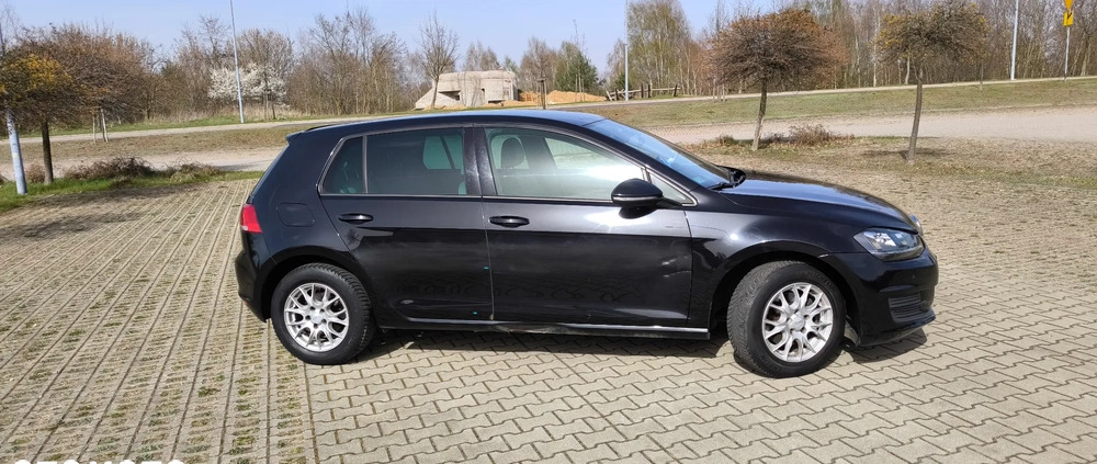 Volkswagen Golf cena 36500 przebieg: 111000, rok produkcji 2013 z Częstochowa małe 67